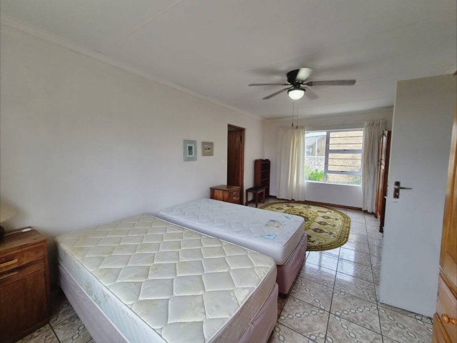 3 Bedroom Property for Sale in Stilbaai Wes Western Cape